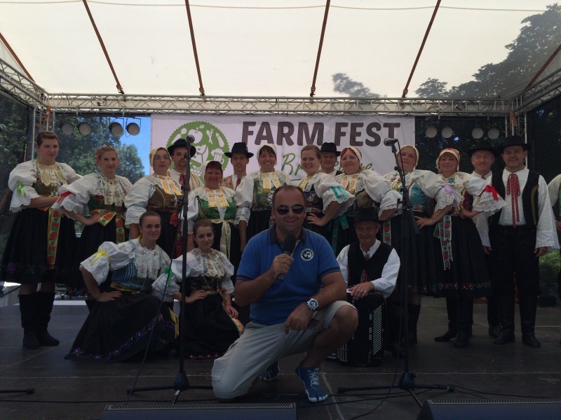 Festival slovenskych farmarov a remeselnikov - Farmfest.sk v sade Janka Krála. 8.máj.2014. Bratislava.
