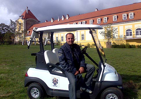 Akciu spoločnosti ING som moderoval v nových nádherných priestoroch v obci Belá pri Štúrove, ktoré sú k dispozícii od 1.júna 2008 - www.chateau-bela.com 25.9.2008