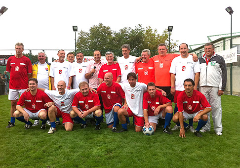 Exhibičný futbalový zápas Česko - Slovensko s významnými futbalovými veteránmi, Antonin Panenka, Jozef Adamec, Karol Petráš a ďalší. 10.9.2010, Piešťany.