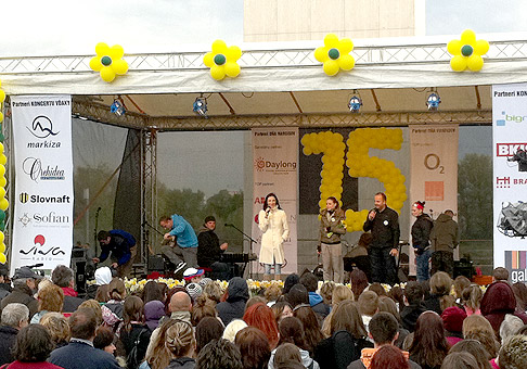 Druhý ročník Koncertu vďaky pri príležitosti 15. ročníka dňa narcisov. Bratislava, Eurovea, 15.4.2011.